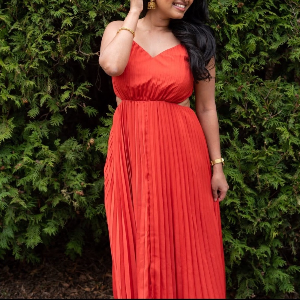 EXPRESS Vibrant Burnt Orange Pleated Cutout Maxi Dress S